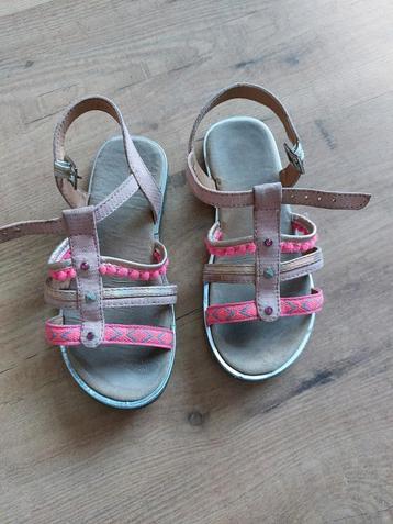 Mooie sandalen maat 28/29 beschikbaar voor biedingen