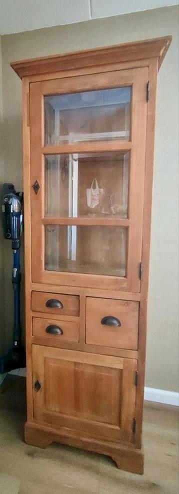 Teak houten vitrine kast  beschikbaar voor biedingen