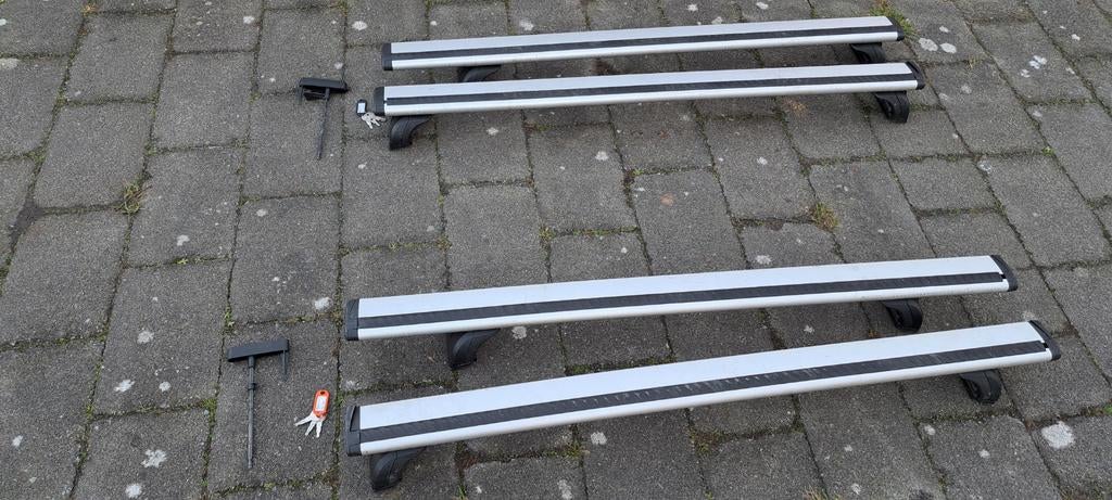 Twee sets Volvo V60 (2011-2018) dakdragers, Ophalen of Verzenden, Gebruikt