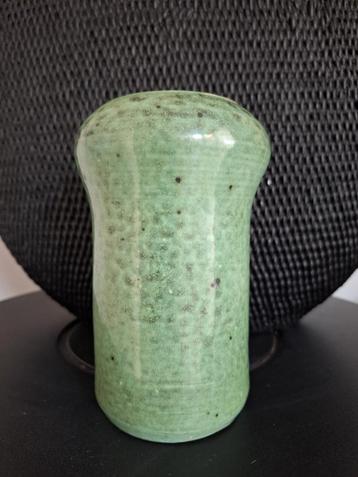 Pottenbakkerij Nijkamp Twello vaas  beschikbaar voor biedingen