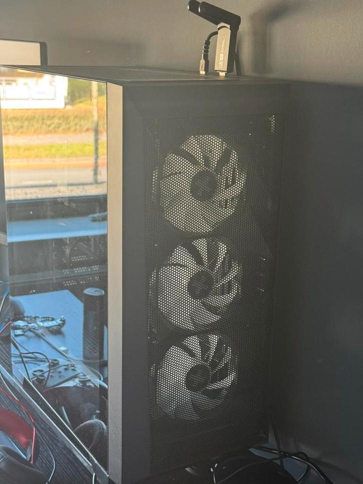 Nette Gaming pc, Computers en Software, Desktop Pc's, Zo goed als nieuw, 4 Ghz of meer, SSD, 32 GB, Met videokaart, Gaming, Virtual Reality