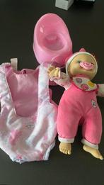 Babypop met draagzak en potje, Ophalen of Verzenden, Gebruikt, Babypop