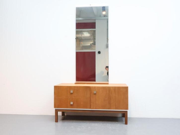 Vintage dressoir met bijpassende spiegel, Huis en Inrichting, Kasten | Dressoirs, Gebruikt, 50 tot 100 cm, 25 tot 50 cm, Met lade(s)