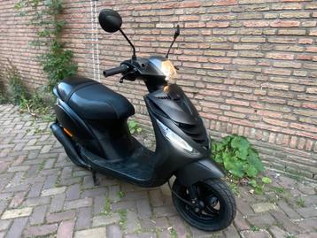 Piaggio zip 80cc snorscooter beschikbaar voor biedingen