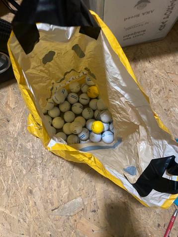 49 golfballen voor de liefhebber beschikbaar voor biedingen