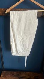 Beige / lichte broek maat 48. Norah, Kleding | Dames, Grote Maten, Ophalen of Verzenden, Zo goed als nieuw, Beige, Broek of Spijkerbroek
