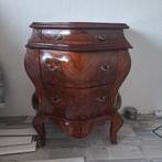 Antieke Buikkast met Lades, Ophalen