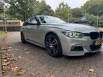 Deze week in prijs verlaagd BMW 3-Serie 2015, Auto's, BMW, 74 €/maand, Zwart, 4 cilinders, Alcantara