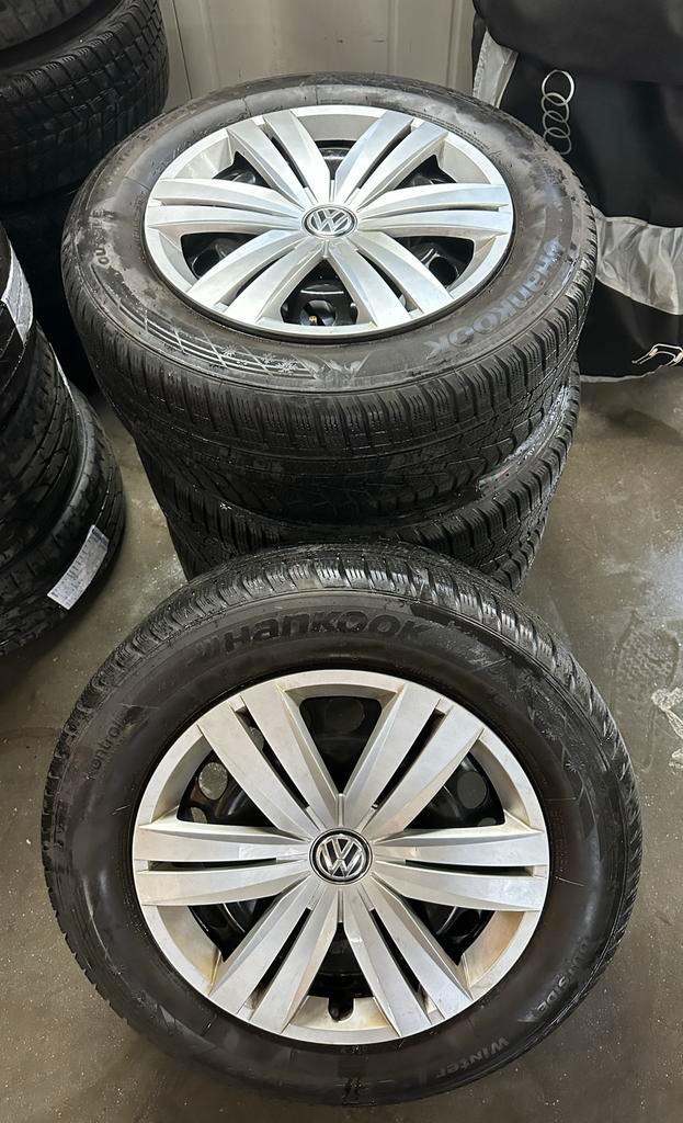 VW winterset 16 inch | 215/60R16 | Audi VW Seat Skoda, Auto-onderdelen, Banden en Velgen, Banden en Velgen, Winterbanden, 16 inch