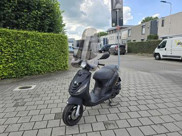 Zip iget 2018 snor full option beschikbaar voor biedingen