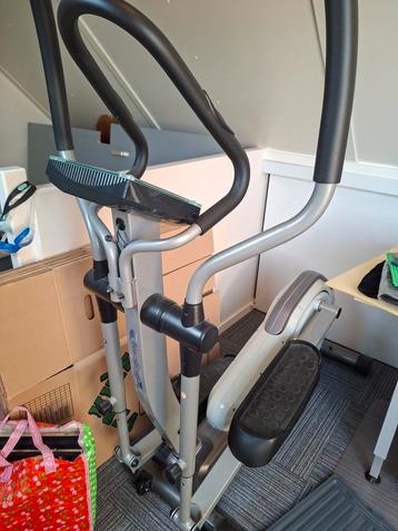 Crosstrainer - Prima Staat beschikbaar voor biedingen