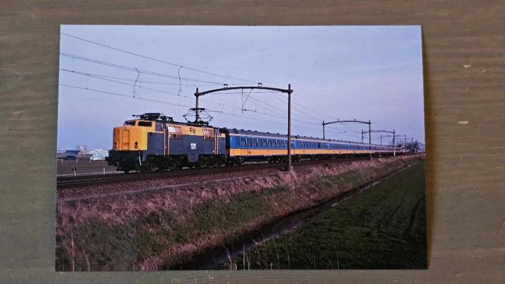 Foto TREIN NS Nederlandse Spoorwegen 1211, Verzamelen, Spoorwegen en Tramwegen, Gebruikt, Trein, Overige typen, Verzenden
