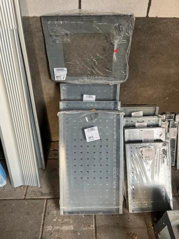 StoreVan lijkt op sortimo, partij nieuwe delen beschikbaar voor biedingen