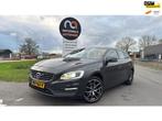 Volvo V60 2017 * 2.0 D3 Nordic+ * EURO 6 * LEDER * NAVI *APK, Auto's, Voorwielaandrijving, Gebruikt, Euro 6, 4 cilinders