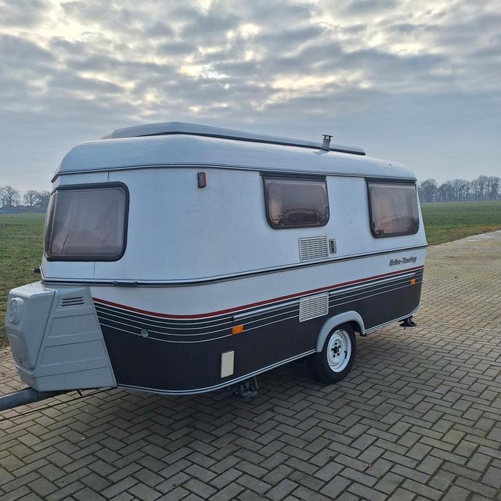 Eriba Touring Triton, Voortent, Stapelbed, Vast bed, Caravans en Kamperen, Caravans, Particulier, tot en met 4, 500 - 750 kg, Treinzit
