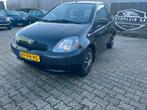 Toyota Yaris 1.0 16V 3DR 2000 Zwart, Voorwielaandrijving, Stof, 4 cilinders, 400 kg