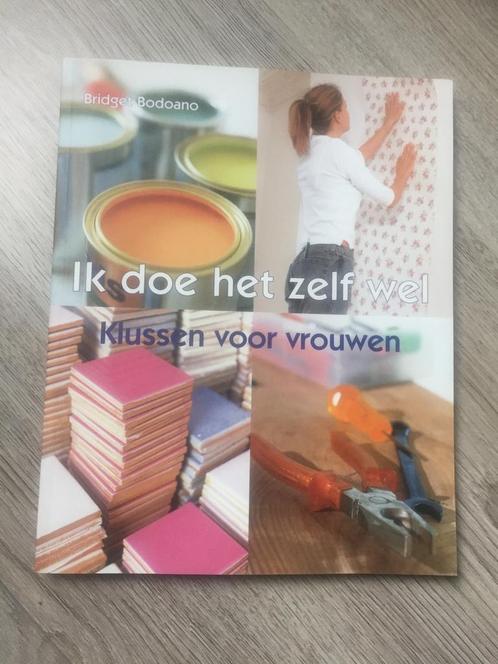 Nieuw Klusboek voor vrouwen Ik die het zelf wel klustips, Boeken, Hobby en Vrije tijd, Nieuw, Overige onderwerpen, Ophalen of Verzenden