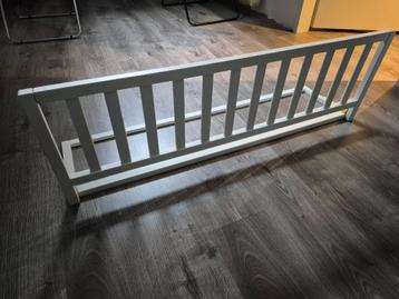 Twf Bedhekje hout beschikbaar voor biedingen