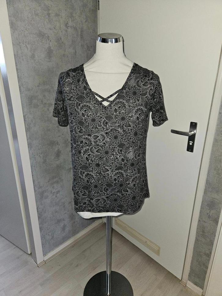 donker shirt maat 44  *v24*, Kleding | Dames, T-shirts, Zo goed als nieuw, Maat 46/48 (XL) of groter, Blauw, Korte mouw, Ophalen of Verzenden