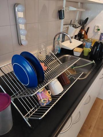Afwas droogrek beschikbaar voor biedingen