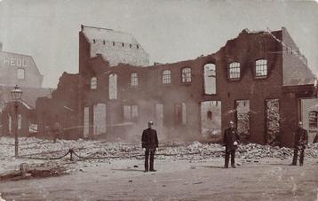 JM019 Fotokaart Vlaardingen Brand Leeuwes WIlh Haven ca 1930 beschikbaar voor biedingen