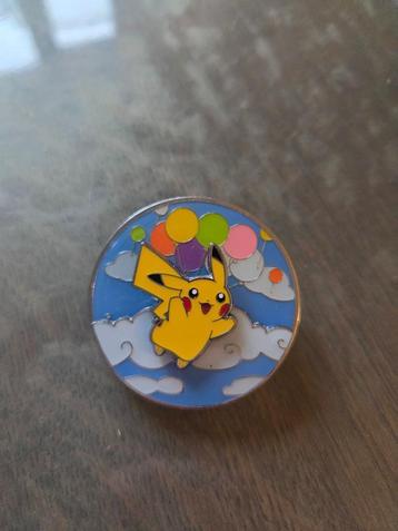 Flying & Surfing Pikachu pin Celebrations beschikbaar voor biedingen