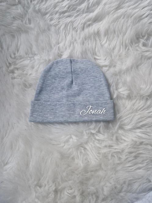 Babymutsje met naam, Kinderen en Baby's, Babykleding | Mutsen, Sjaals en Wanten, Nieuw, Muts, Jongetje of Meisje, Ophalen of Verzenden