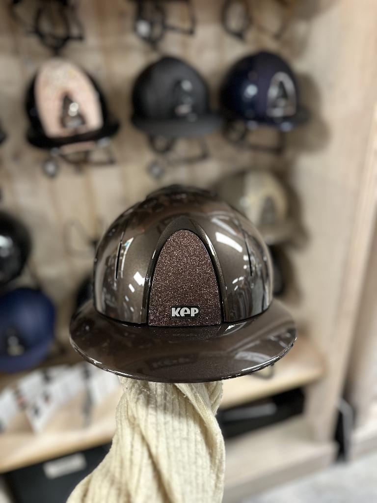 YESS! De nieuwste KEP Italia Nova in het bruin, Ophalen of Verzenden, Nieuw, Dressuur, Cap