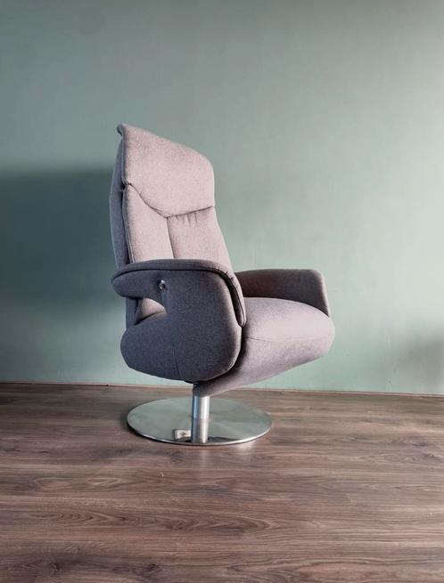 Grijze moderne stoffen relax fauteuil / relax stoel XL, Huis en Inrichting, Fauteuils, Ophalen