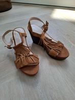 Sandalen met sleehak en franje, maat 38, Bruin, Bluegenex, Zo goed als nieuw, Sandalen of Muiltjes