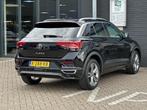 Volkswagen T-Roc 1.5 TSI Sport Business R/CAMERA/Digital Coc, 1254 kg, Stof, Euro 6, 4 cilinders