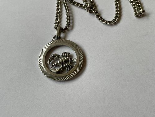 Zilveren hanger met ketting sterrenbeeld Schorpioen, Sieraden, Tassen en Uiterlijk, Antieke sieraden, Hanger, Zilver, Ophalen