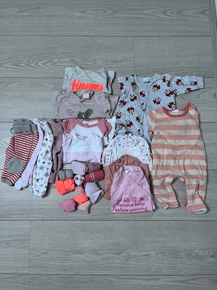 Kleding pakket meisje maat 50/56, Kinderen en Baby's, Babykleding | Baby-kledingpakketten, Zo goed als nieuw, Ophalen of Verzenden