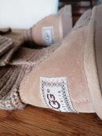 Uggs ugg laarzen gebreid cognac 39 nieuw, Kleding | Dames, UGG, Bruin, Verzenden, Lage of Enkellaarzen