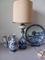 Delfts blauw, 2 vazen, bord en schemerlamp, Huis en Inrichting, Lampen | Tafellampen, Ophalen, Zo goed als nieuw, Overige materialen