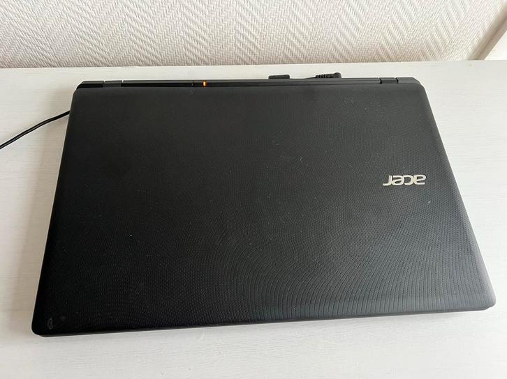 Te Koop Laptop Acer Aspire E15, Computers en Software, Windows Laptops, Zo goed als nieuw, 15 inch, 2 tot 3 Ghz, 4 GB, Qwerty