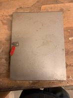 Sleutelkast met 32 haken, Huis en Inrichting, Kasten | Lockerkasten, Gebruikt, M, Ophalen of Verzenden, M