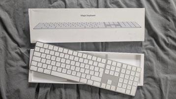 Apple Magic Keyboard met numeriek toetsenblok beschikbaar voor biedingen