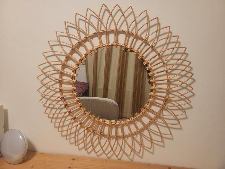 Rotan Spiegel, Huis en Inrichting, Woonaccessoires | Spiegels, Zo goed als nieuw, 50 tot 75 cm, Minder dan 100 cm, Ovaal, Ophalen