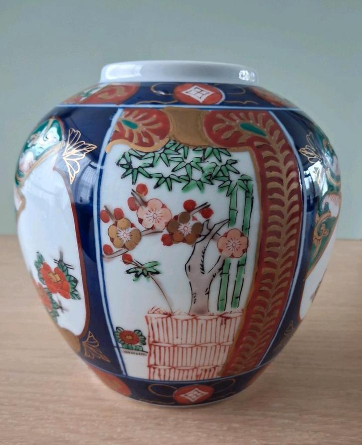 Japans porselein Gold Imari vaas vintage handgeschilderd, Antiek en Kunst, Antiek | Porselein, Ophalen of Verzenden