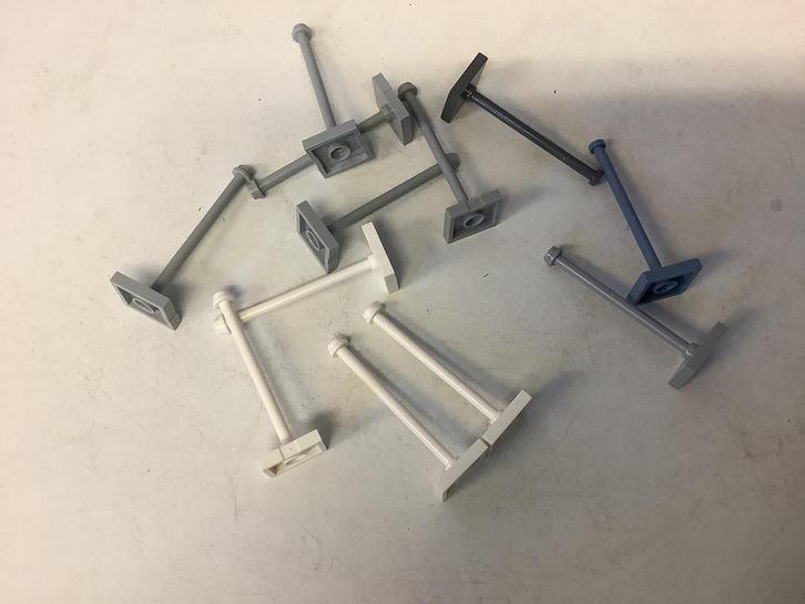 Lego ondersteuning 2x2x5 staaf op tegel basis, Kinderen en Baby's, Speelgoed | Duplo en Lego, Gebruikt, Lego, Losse stenen, Ophalen of Verzenden