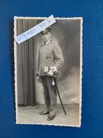 Fotokaart B25 -Met onderscheidingen en sabel duitse officier, Verzamelen, Militaria | Tweede Wereldoorlog, Foto of Poster, Duitsland