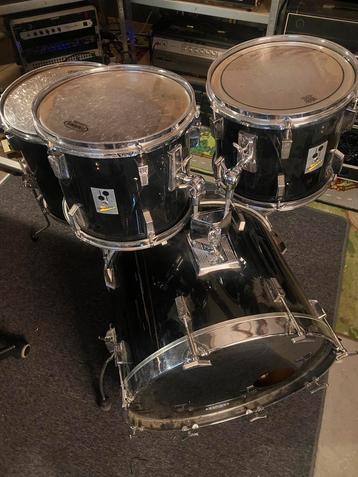 Sonor performer yellow badge shell set beschikbaar voor biedingen
