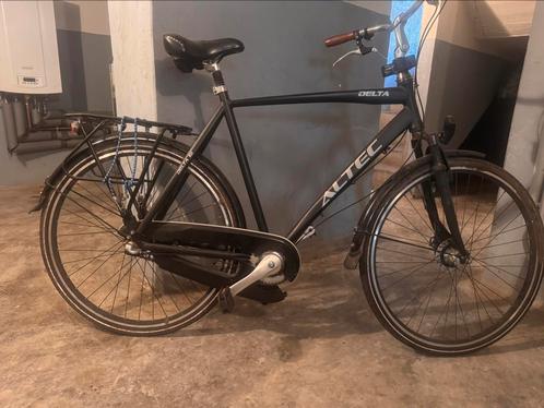Altec hoge herenfiets – Knutselfiets met wat werk!, Fietsen en Brommers, Fietsen | Heren | Herenfietsen, Gebruikt, Overige merken