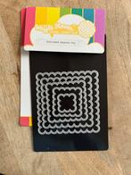 Waffle flower scalloped square dies, Ophalen of Verzenden, Zo goed als nieuw, Overige thema's, Overige typen