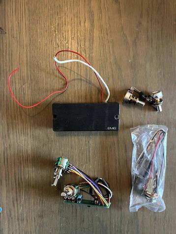 EMG 35DC Bass Pickup + EMG-BQ-A beschikbaar voor biedingen