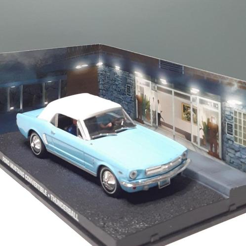 Ford Mustang cabrio  - James Bond 007 nr 30, Hobby en Vrije tijd, Modelauto's | 1:43, Zo goed als nieuw, Auto, Universal Hobbies