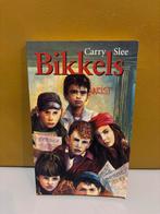 Bikkels - Carry Slee, Ophalen of Verzenden, Zo goed als nieuw, Fictie algemeen