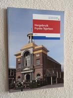 Hergebruik Fryske Tsjerken, Ophalen of Verzenden, Zo goed als nieuw