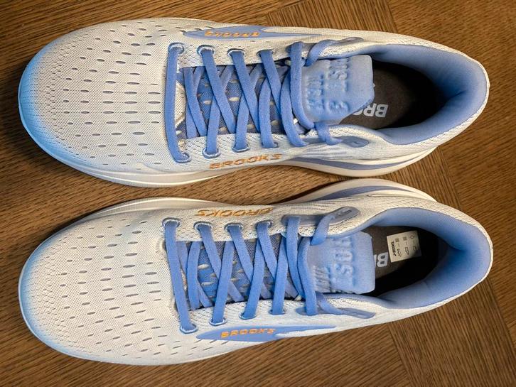 NIEUW Brooks Ghost Max 3 mt 42,5 dames, Sport en Fitness, Loopsport en Atletiek, Nieuw, Hardloopschoenen, Hardlopen, Overige merken